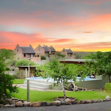 Teri-Lemveli Lodge Beaufort West Exteriér fotografie